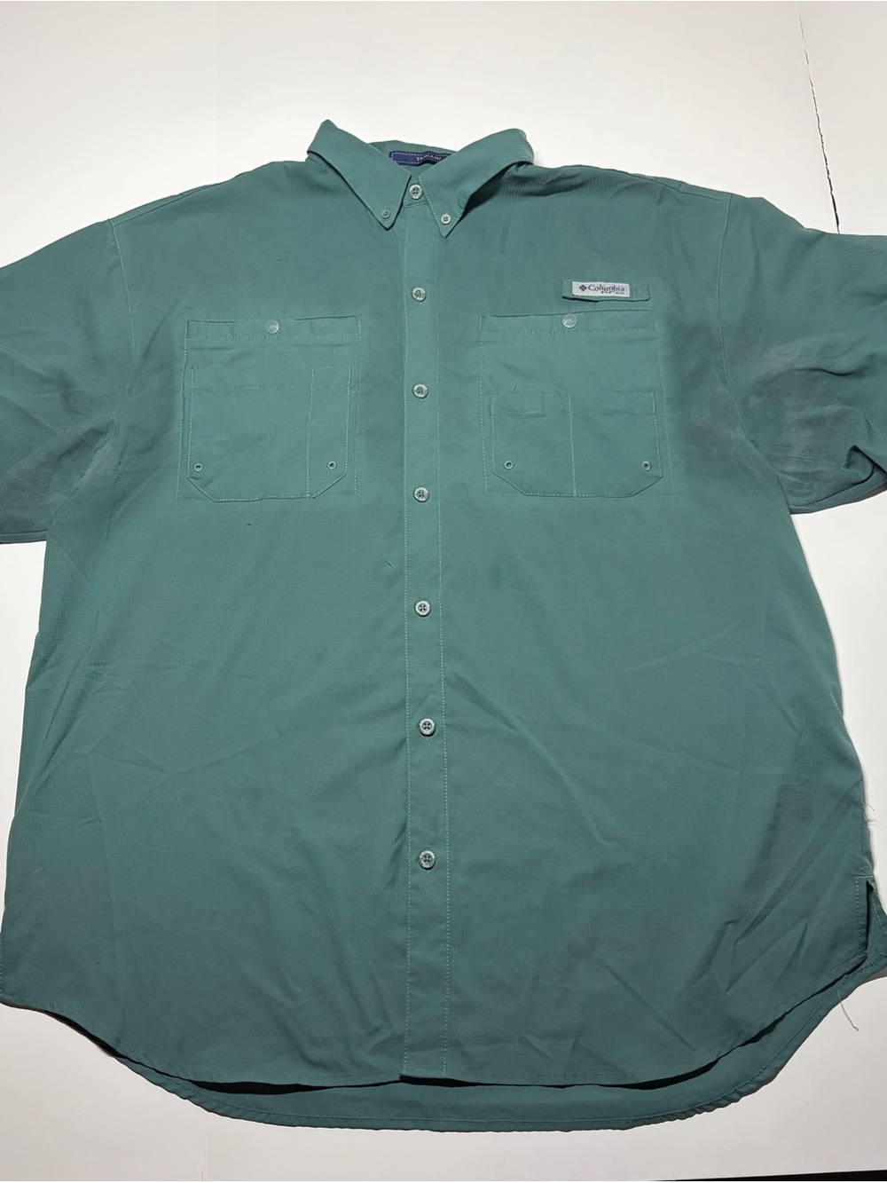 Columbia Men's Button-Down Shirt in Teal Green